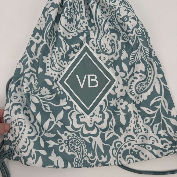 NWT Vera Bradley Paisly Print Drawstring Bag - Picture 3 of 7